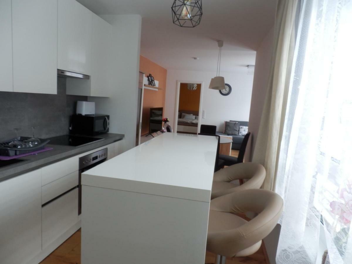 Spacious, Modern 1-Bdrm Apt Near Vic & Austria Ctr Διαμέρισμα Βιέννη Εξωτερικό φωτογραφία